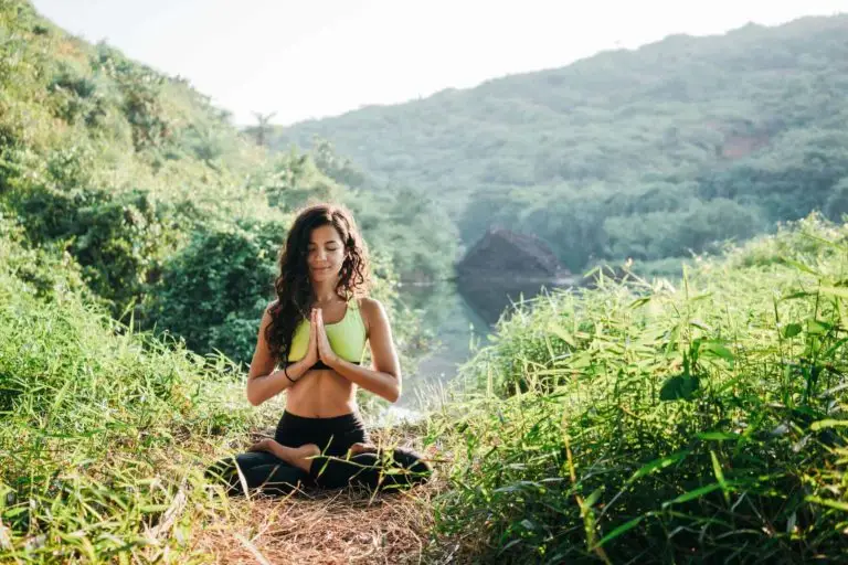 7 ways to decompress after your nursing shift