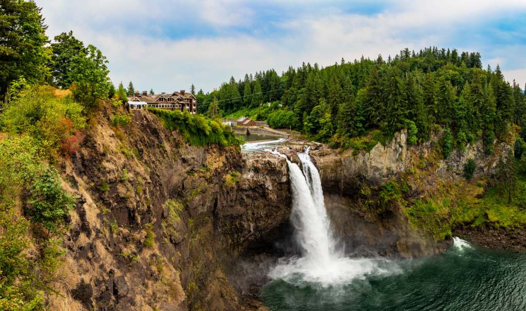 Movie Spots to Visit on Your PNW Travel Assignment