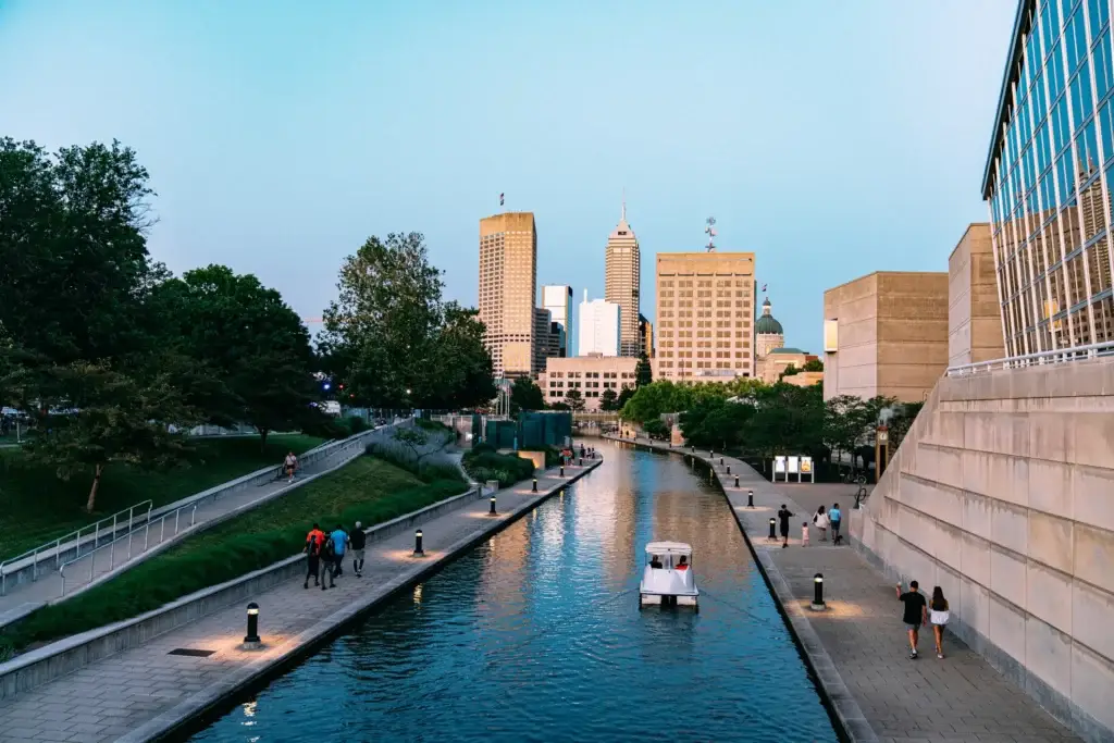 top things to do in indiana as a healthcare traveler