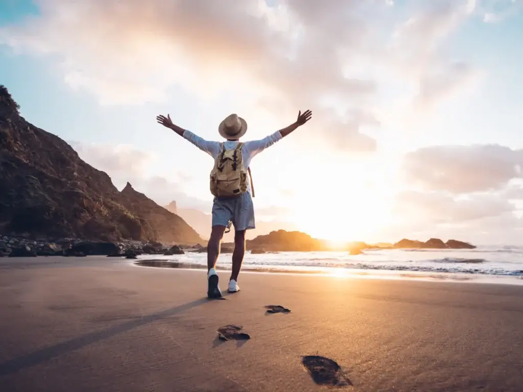 Travel Healthcare Gave Me My Life Back: Real Reasons Professionals Keep Renewing Contracts travel healthcare lifestyle